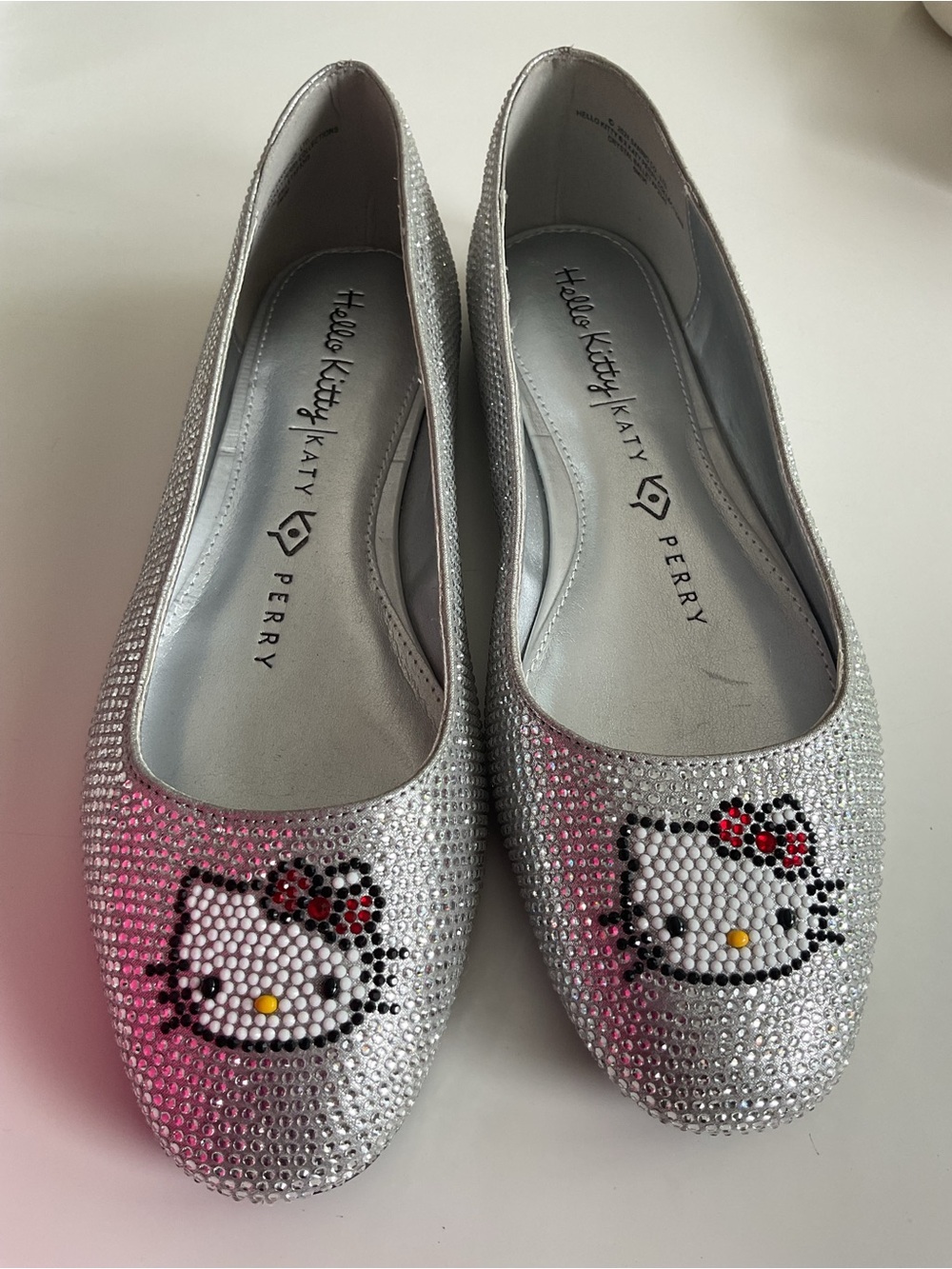 Katy Perry Collections Silver X Collections Crystal Hello Kitty Ballet Flats Sz6 - Picture 3 of 10